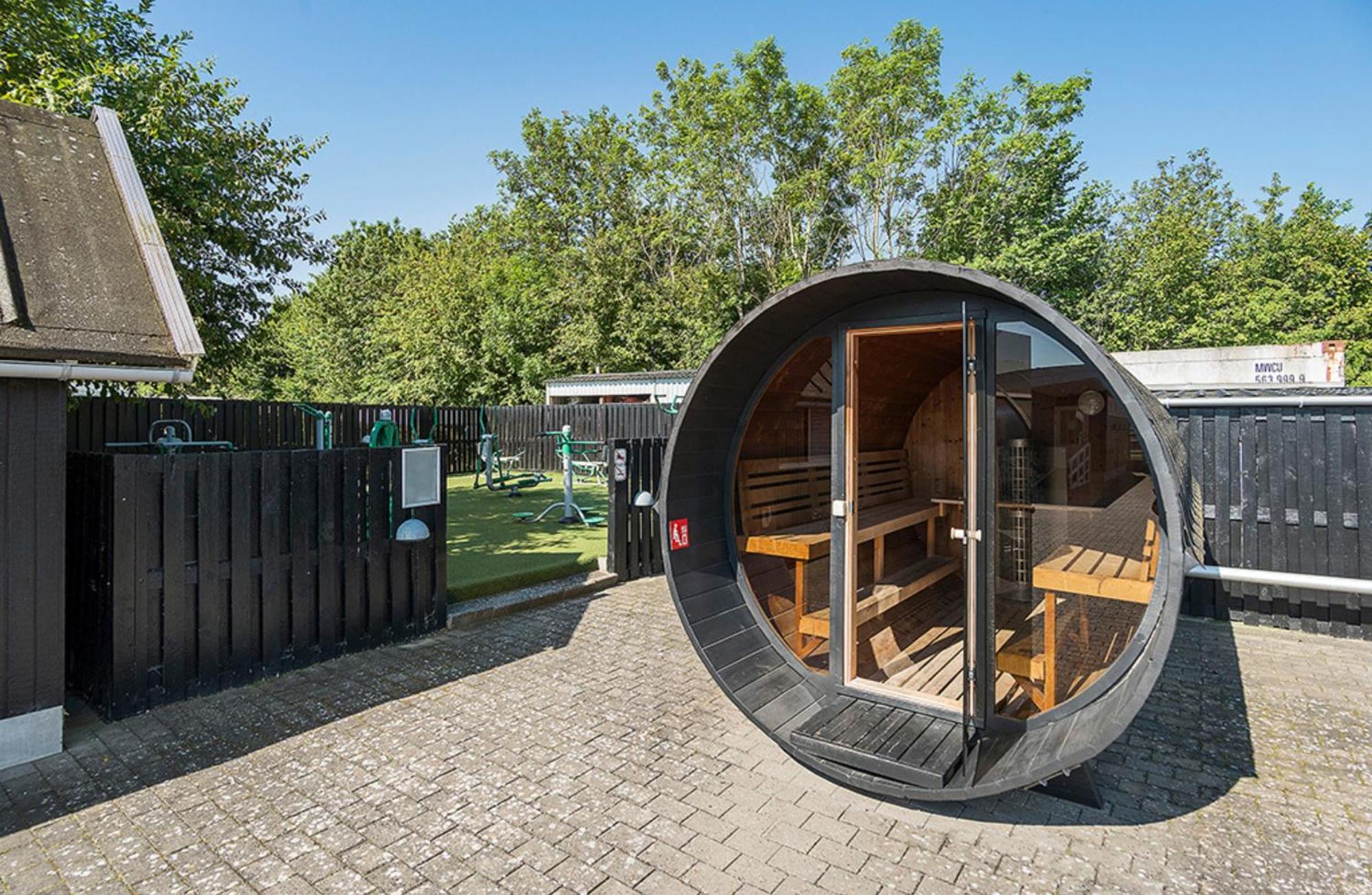 Отель First Camp Holbaek Fjord Экстерьер фото